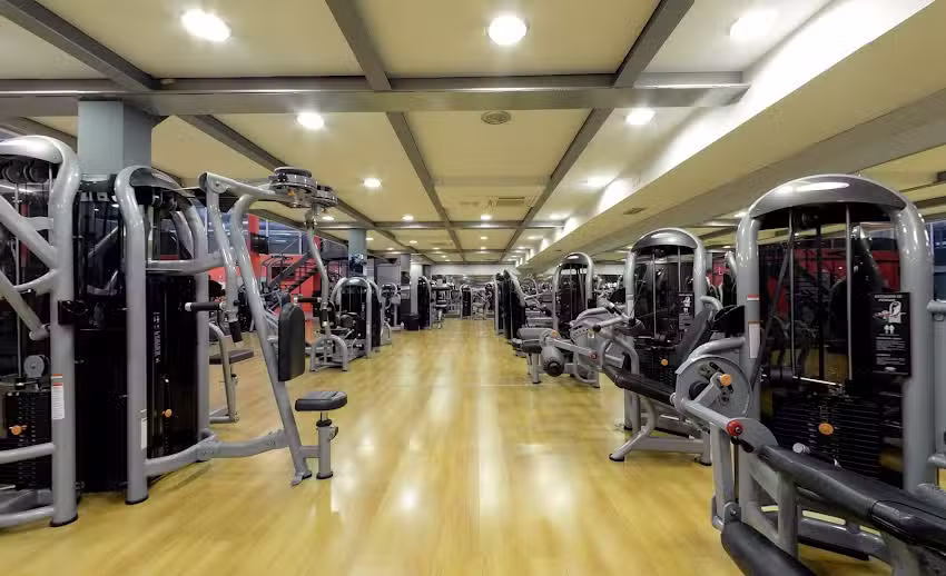 Gimnasio VivaGym Chamber&iacute;