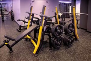 Gimnasio VivaGym Julián Camarillo