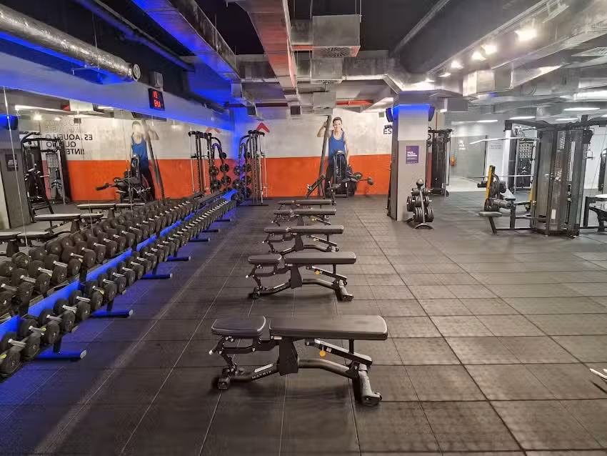 Gimnasio VivaGym Mirasierra