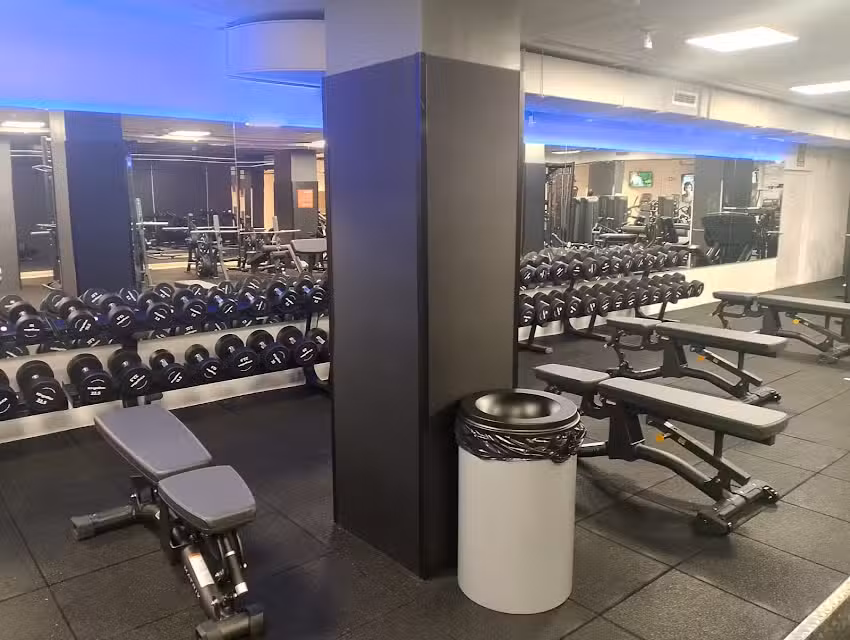 Gimnasio VivaGym Santa Eul&agrave;lia