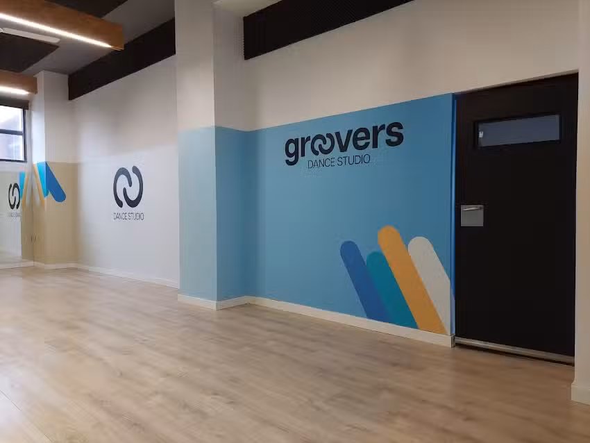 groovers Dance Studio