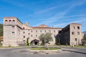 Hotel & Spa Monasterio de Boltaña