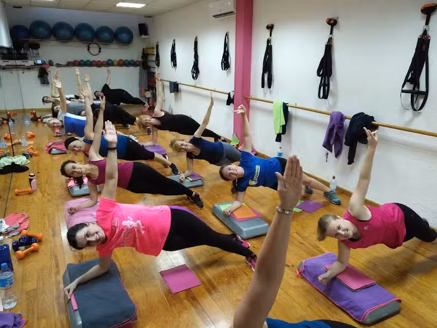 Irene Quiles Fitness (Hipopressius &ndash; Pilates &ndash; For&ccedil;a &ndash; HIIT &ndash; P&egrave;rdua de pes) Ripollet