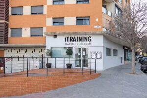 iTRAINING – ALICANTE PAU 1 – YOGA & BARRE