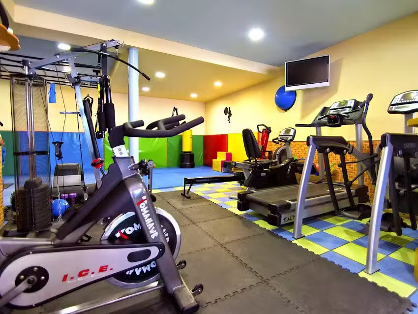 José Vidal Health Studio