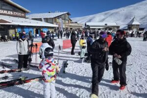 Las Góndolas Rental and School