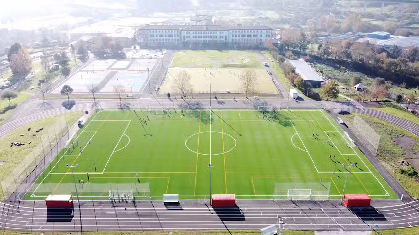 Lauaxeta futbol zelaia