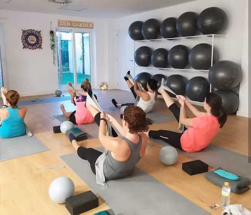 MK Center Entrenamiento Pilates Yoga