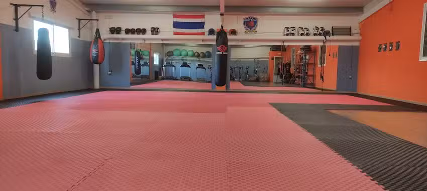 Muay Khao Reus – Escuela De Muay Thai & Kickboxing En Reus