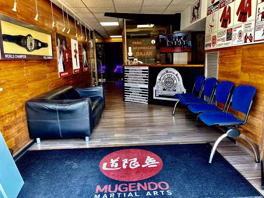 Mugendo Viladecans – Artes Marciales y KickBoxing