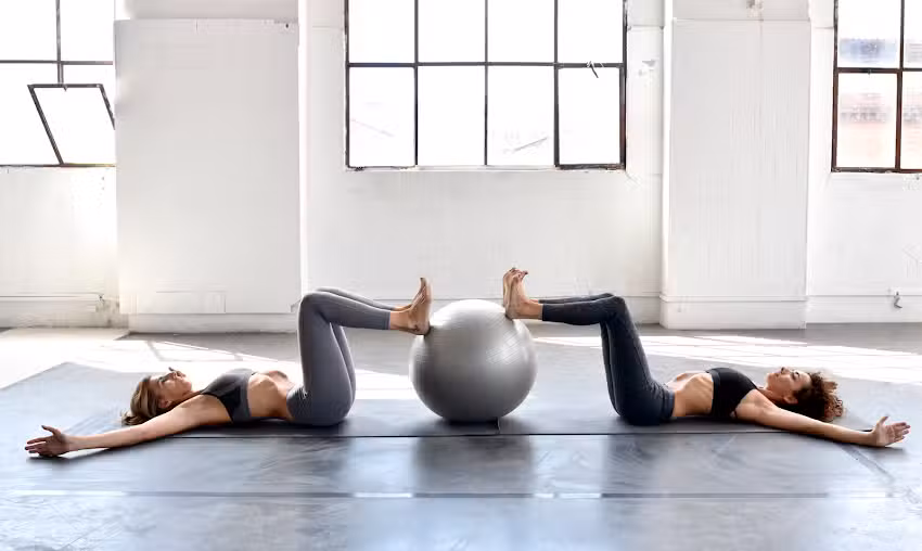 Natalia Tenedor La Sala Yoga Hipopresivos Hipnoterapia Cuántica