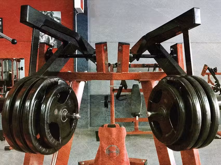 NEW IRON GYM