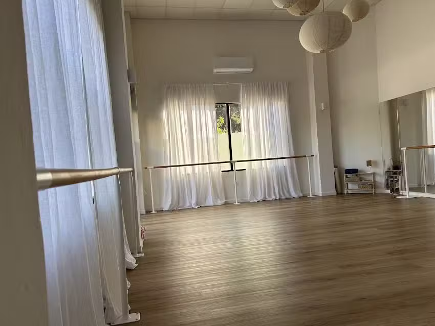 Nusa Barre Studio