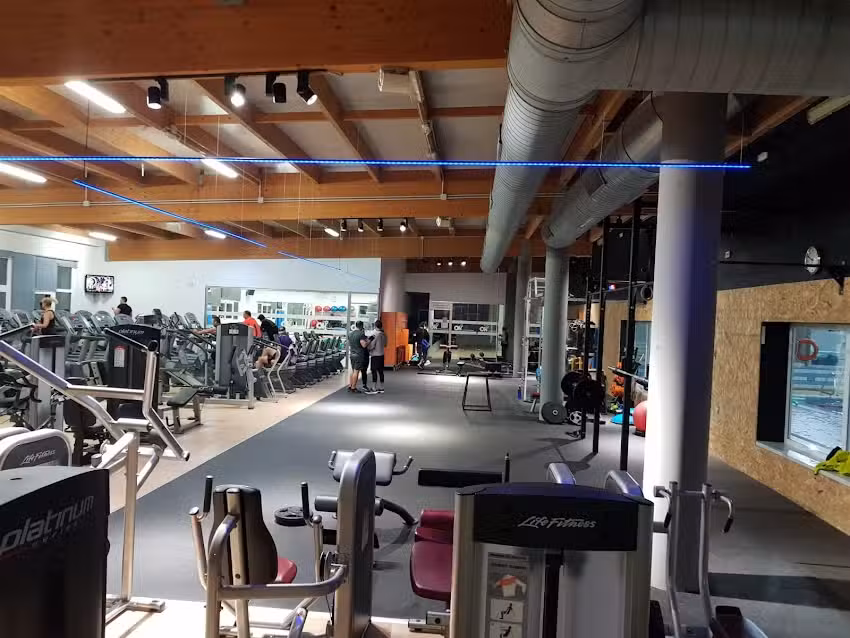 OKEYMAS Fitness Club