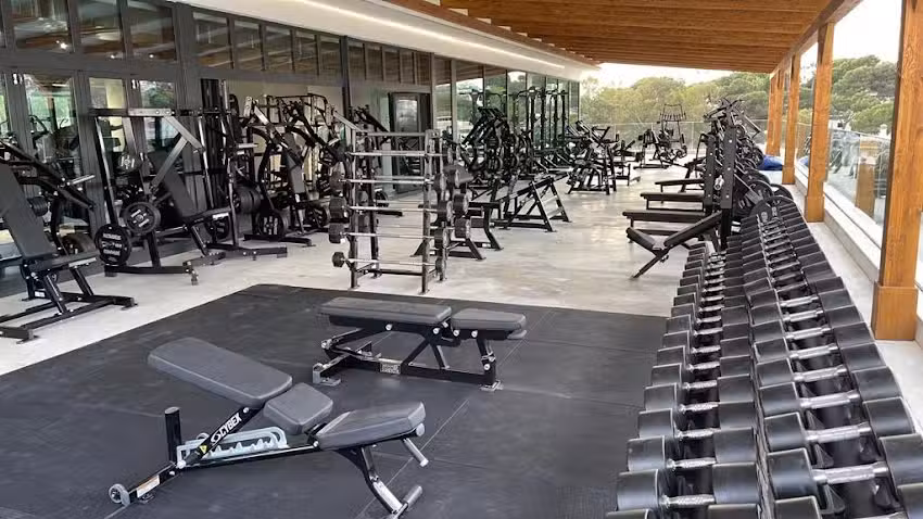 OXYGEN SPORTS & WELLNESS CLUB