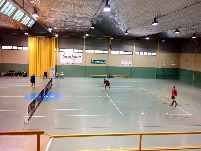 Pabellón deportivo “Peña El Águila”