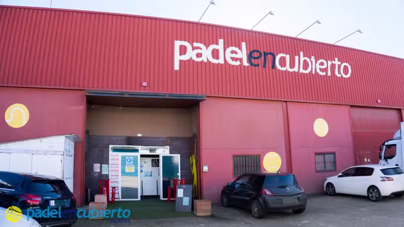 Padel en Cubierto C&aacute;ceres