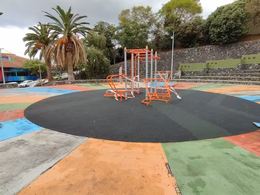 Parque de calistenia / Outdoor fitness park