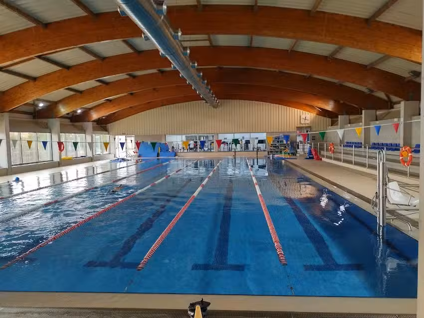 Piscina Municipal De Lloseta