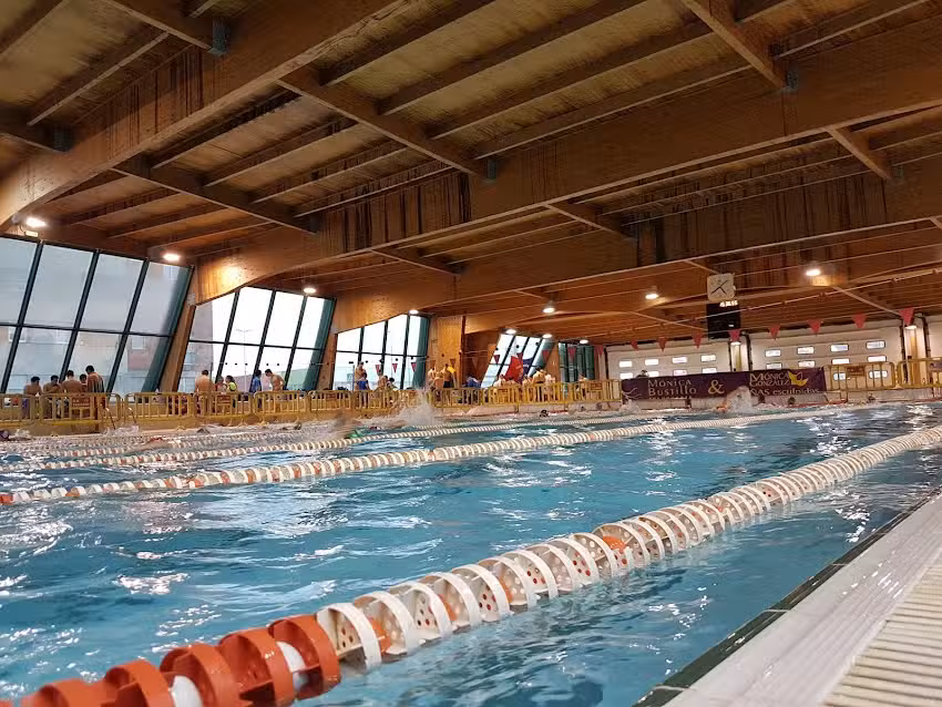 Piscina Municipal Parque de Cros