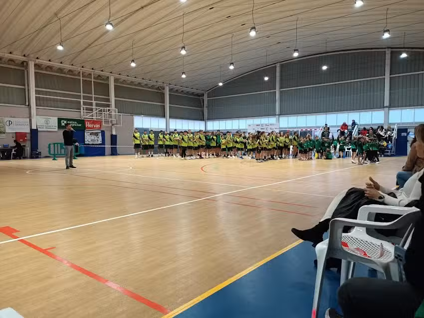 Pista Esportiva Les Oliveretes(Sueca)
