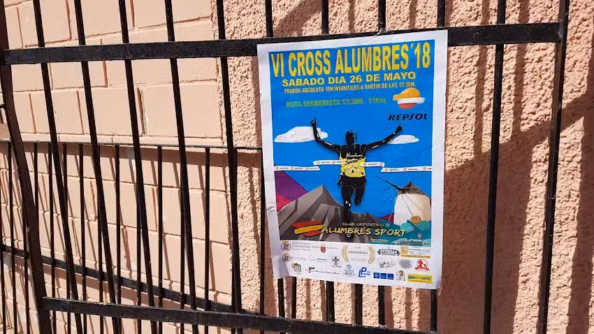 Polideportivo De Alumbres