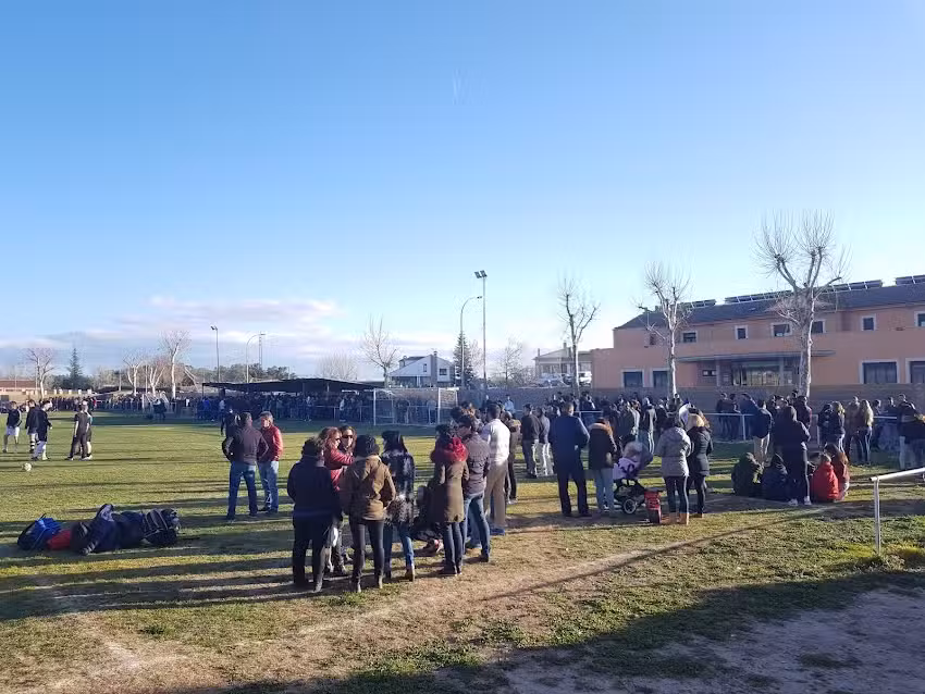 Polideportivo de Mozoncillo