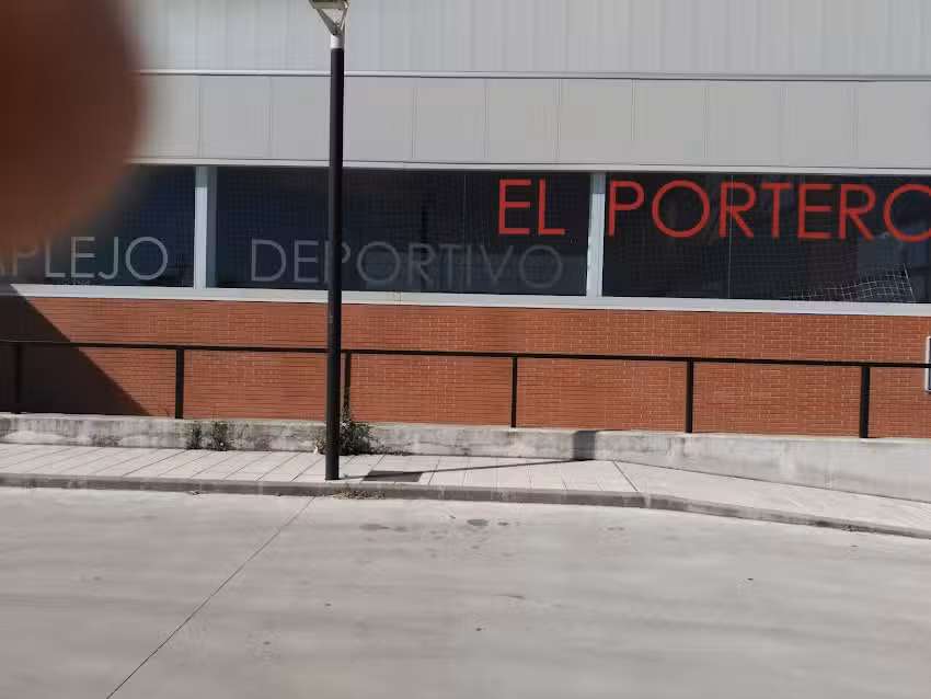 Polideportivo «El Portero»