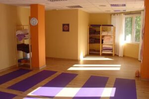 Prabhupati. Centro de Kundalini Yoga en León