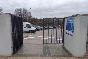 Puerta Sur IDB Brujas Atletismo