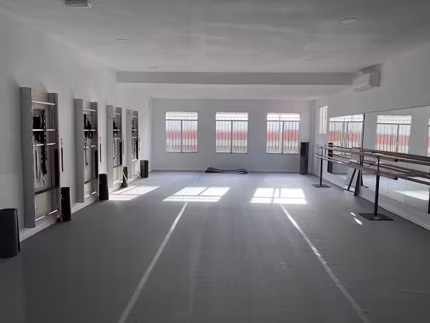 QIDART Studio &ndash; Barre / Pilates / Dansa