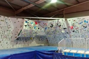 Rocódromo Boulder Balaguer / Climbing Gym Balaguer