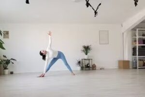 Saluda Al Sol Yoga Manises – Sara Cervera