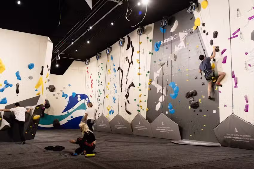 Sputnik Climbing Berango – Rocódromo escalada en Bilbao