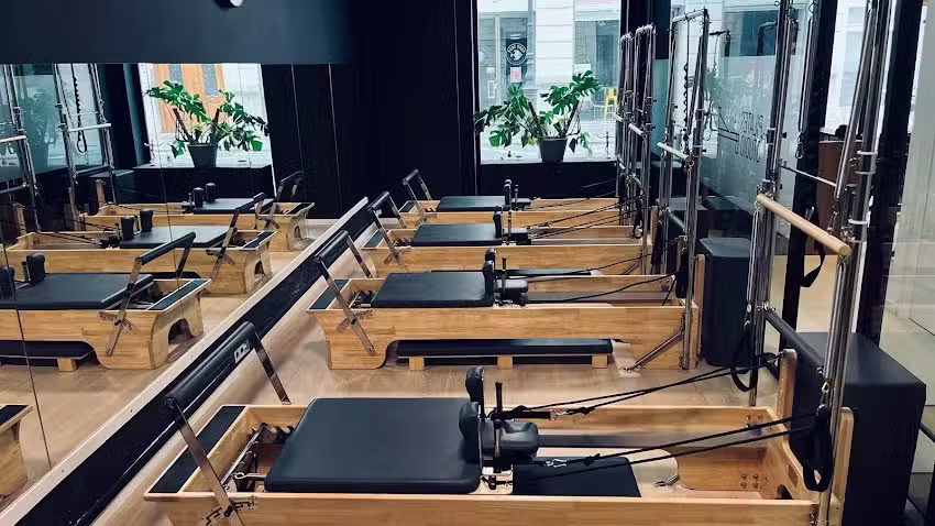 Stone Reino &ndash; Pilates reformer & Fisio