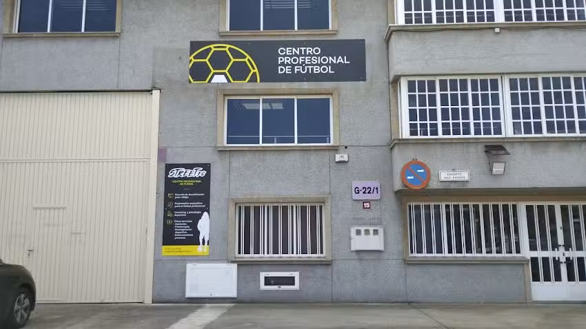 STREET FC Centro Profesional de F&uacute;tbol