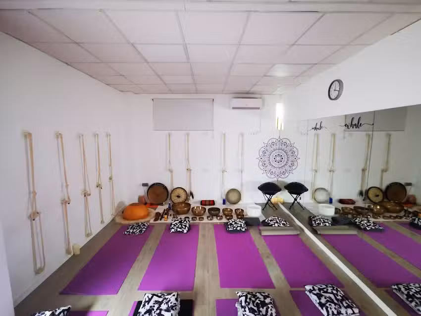 Sukhasana Masaje & yoga