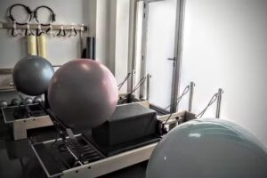 TKH fisioterapia pilates osteopatía poblenou