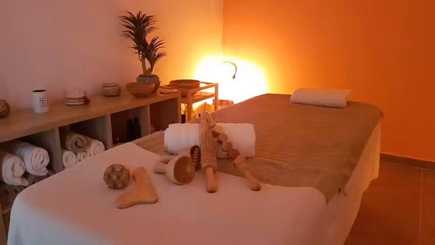 Unalome Belleza Y Yoga: Centro de Masajes Personalizados, Estética Natural y Clases de Yoga