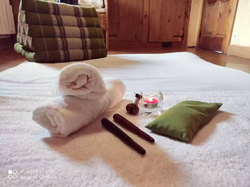 VASIKARA MASAJE THAI & YOGA