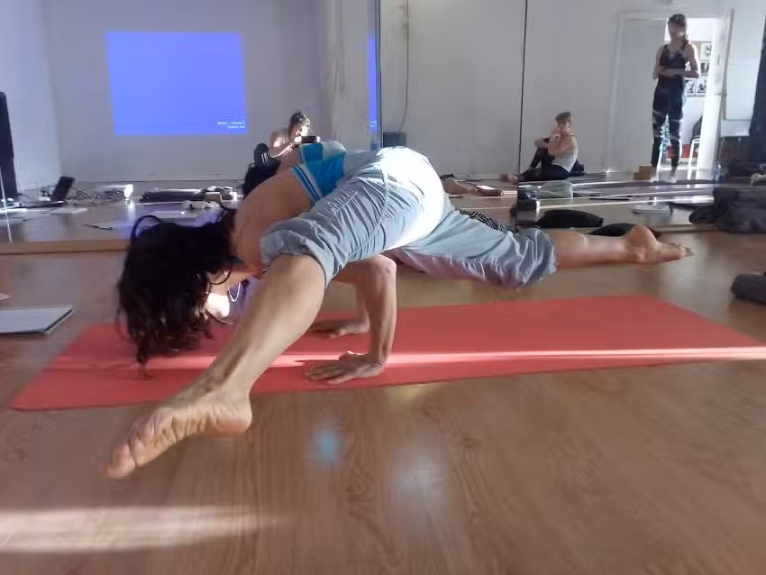 Vive Yoga Pilates