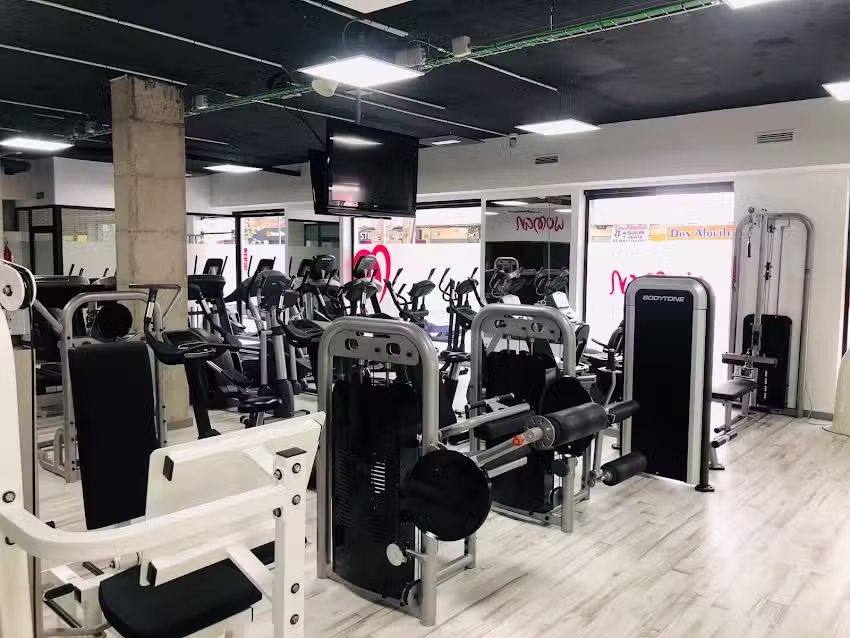 Woman Gimnasio Femenino 🏼