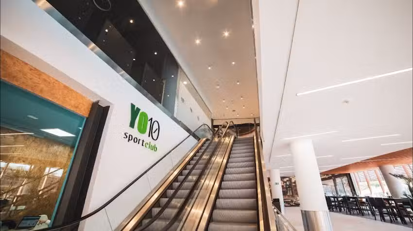 YO10 Sport Club Sevilla