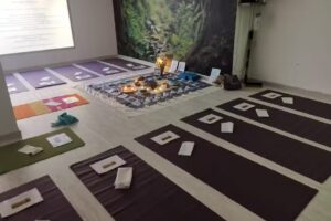 Yoga Enisatchit Centro Holístico