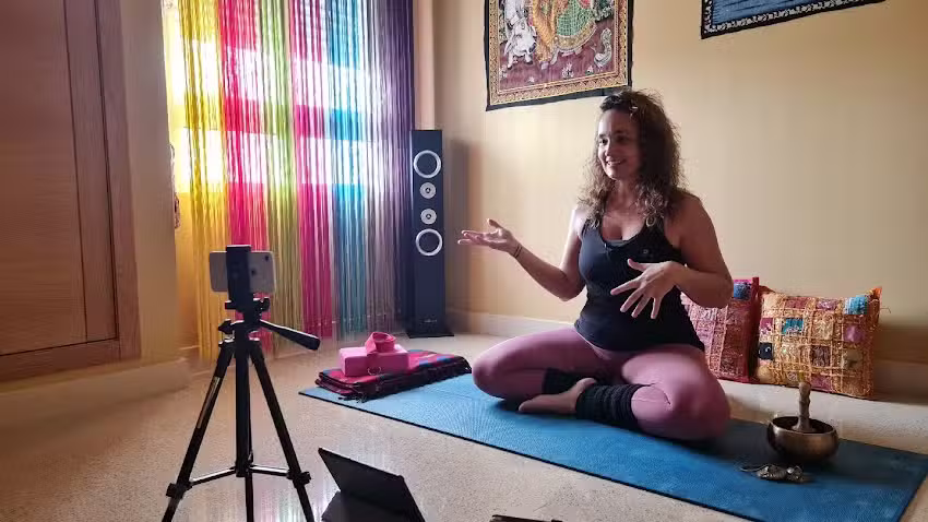 Yoga Estudio Sirsásana
