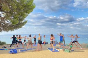 YOGA -FLOR D&rsquo;AMETLLER- KRISTINA RUSI&Ntilde;OL