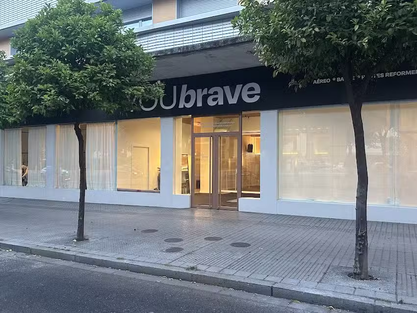 YouBrave: Barre | Pilates | Entrenamiento personal | A&eacute;reo|