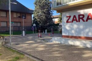 Zaramagako osasun parkea / Parque de salud Zaramaga (Salvatierra Kalea)