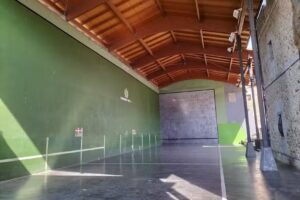 Zubiaur Pilotalekua Orozko – Frontón de Zubiaur